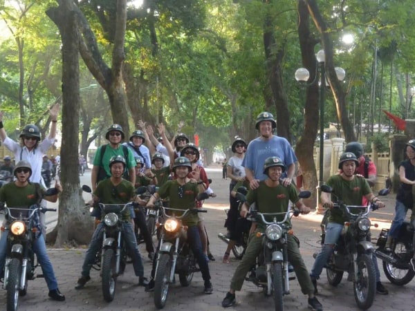 Rural Hanoi Vintage Minsk Motorbike Tour