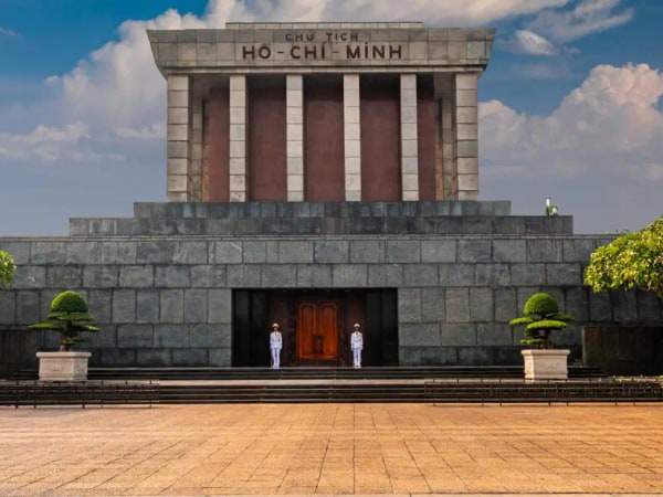 Hanoi City Day Tour with Water Puppet Show