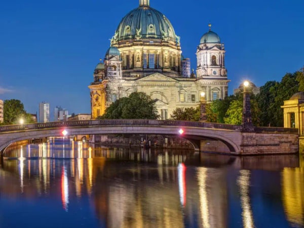 Discover Berlin Half Day Walking Tour