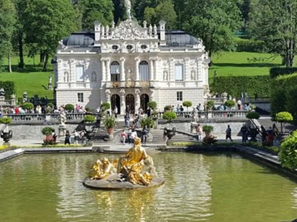 Germany Suburb Day Tour from Munich: Neuschwanstein & Linderhof Castle