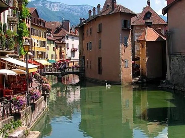 Annecy Half-Day Tour from Geneva