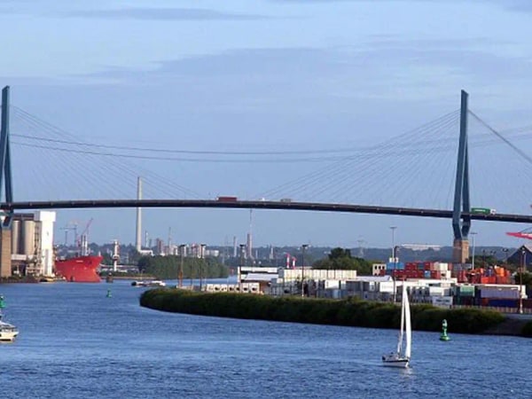 Hamburg Two-Hour Port Cruise Tour