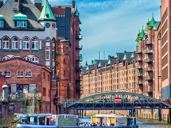Hamburg One-Hour Harbor Cruise Tour
