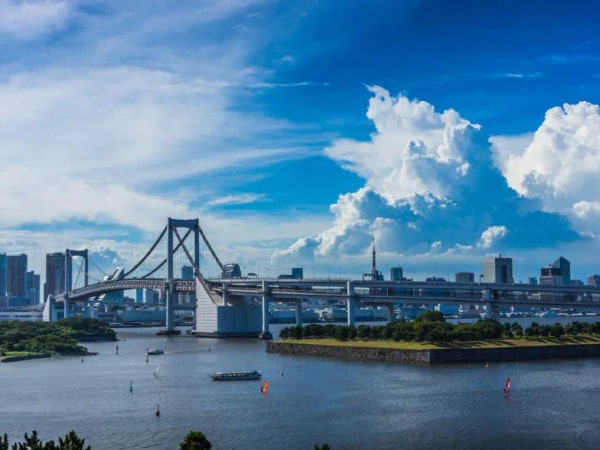 Cruise between Asakusa and Odaiba by Tokyo Mizube Line in Tokyo