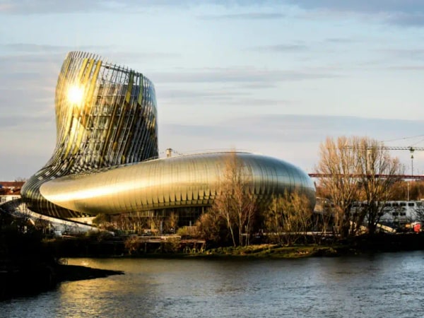 La Cité du Vin Priority Access Ticket and Wine Tasting in Bordeaux