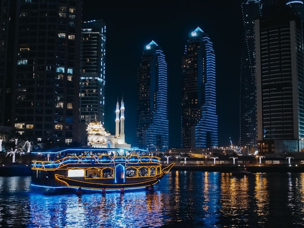 Marina Cruise with Jack Sparrow Floating Restaurant