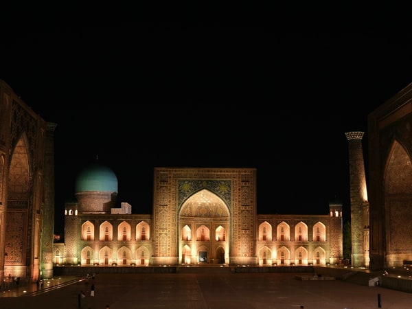 Sonniges Usbekistan