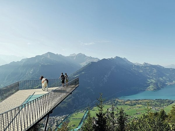 Interlaken - Lakes, Mountains & Adventures