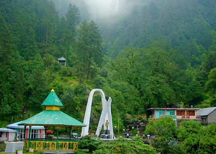 6 Days Amritsar Dalhousie Khajjiar Chamba Tour Itinerary photo 2