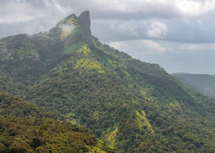 2 Nights / 3 Days Lonavala & Khandala Tour photo 2